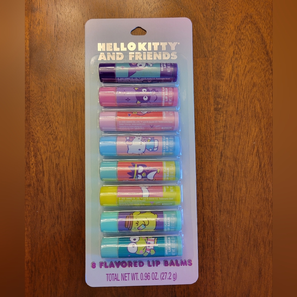 Hello Kitty And Friends - 8 Flavored Lip Balms